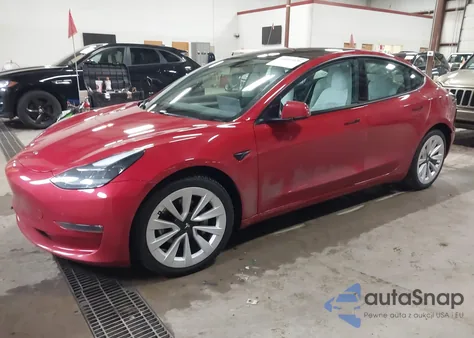 2021 Tesla Model 3 Long Range Dual Motor All-Wheel Drive z USA, uszkodzony, nr VIN 5YJ3E1EB1MF990341